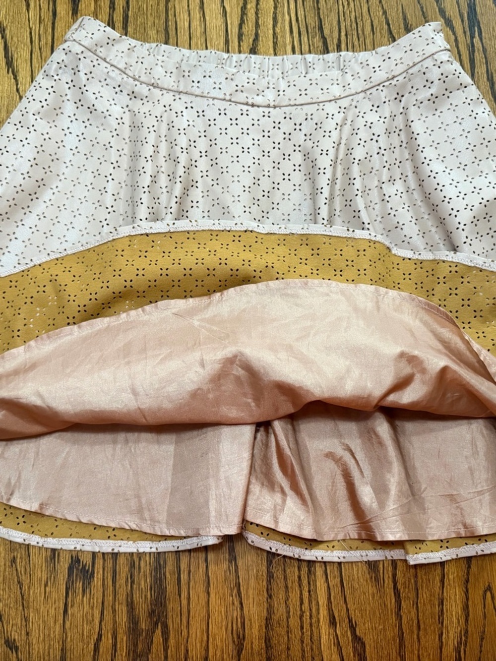 Anthropologie Sunday in Brooklyn Eyelet Mini Swing Skirt Sz 8 Blush Pink/Beige - Picture 6 of 16